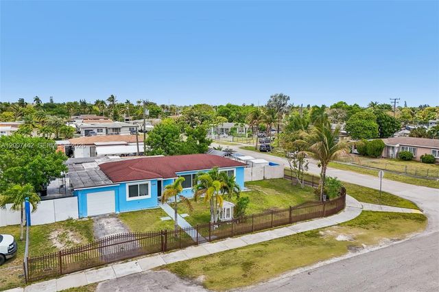 15245 SW 298th Ter, Homestead, FL 33033