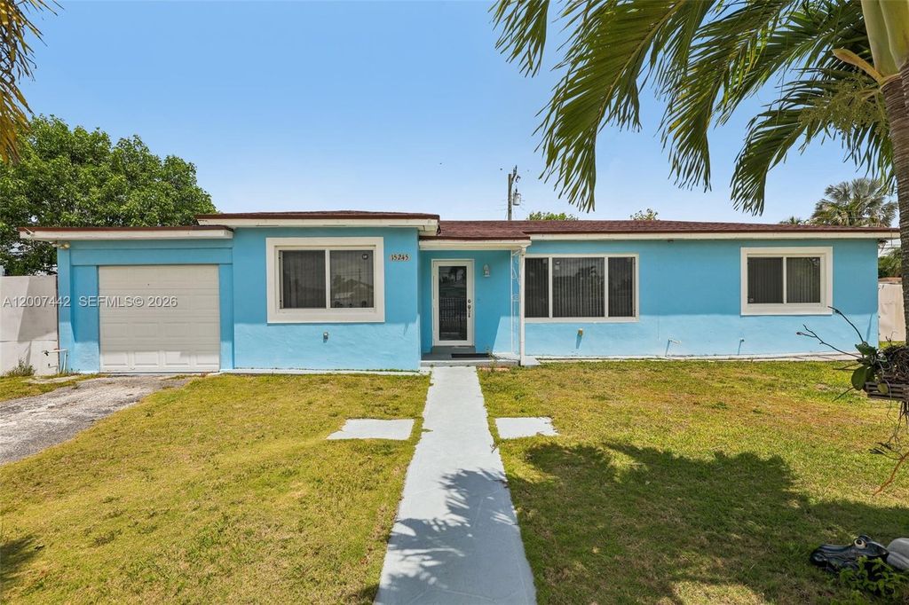 15245 SW 298th Ter, Homestead, FL 33033