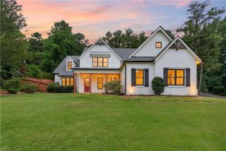 1009 Davenport Circle, Powder Springs, GA 30127