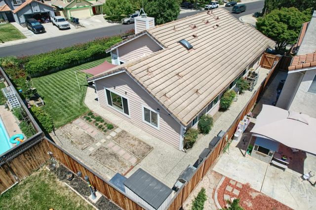 110 Loma Prieta Cir, Tracy, CA 95376
