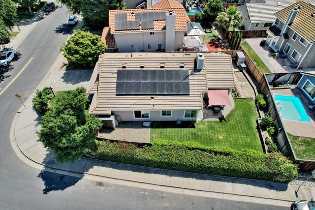 110 Loma Prieta Cir, Tracy, CA 95376