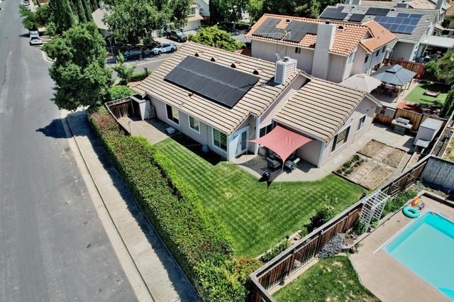 110 Loma Prieta Cir, Tracy, CA 95376