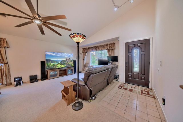 110 Loma Prieta Cir, Tracy, CA 95376