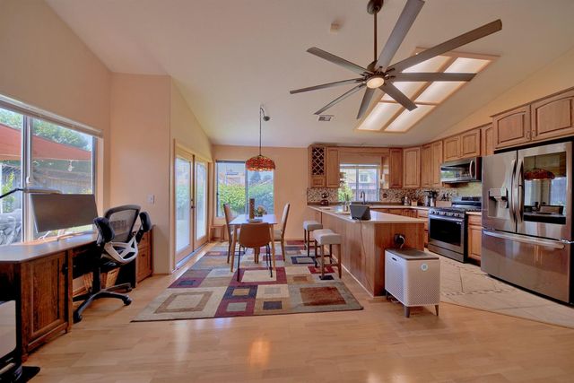 110 Loma Prieta Cir, Tracy, CA 95376