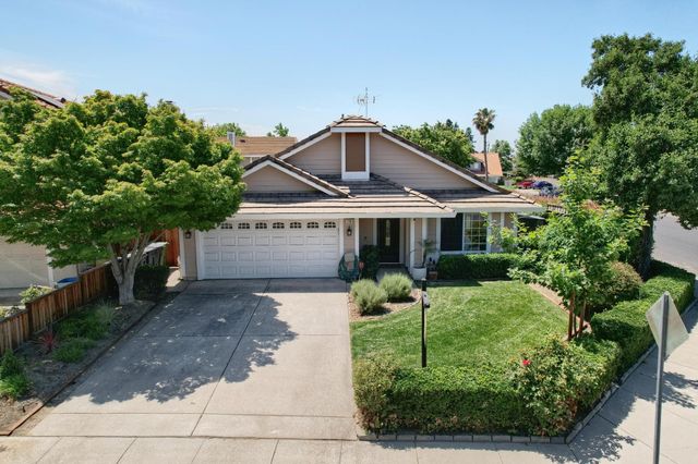 110 Loma Prieta Cir, Tracy, CA 95376