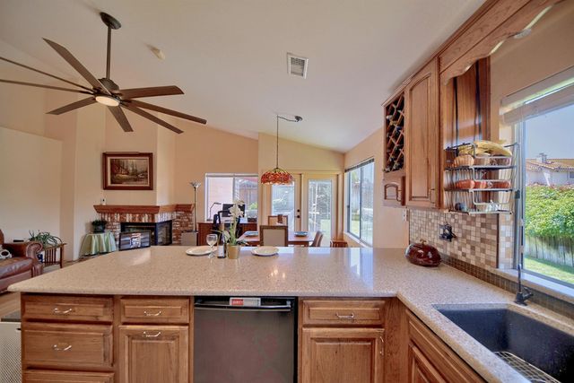 110 Loma Prieta Cir, Tracy, CA 95376