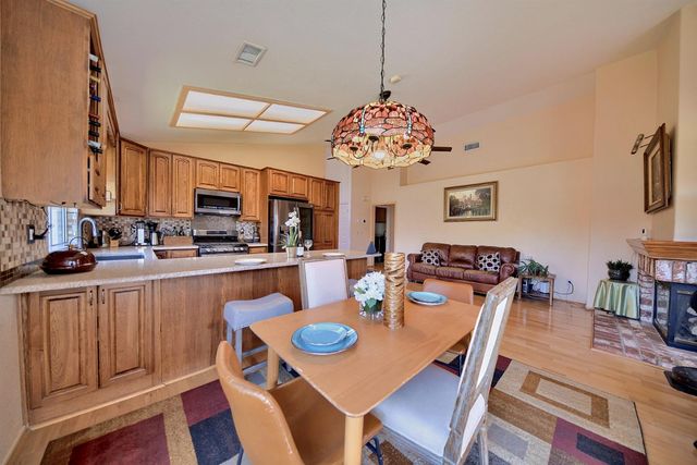 110 Loma Prieta Cir, Tracy, CA 95376