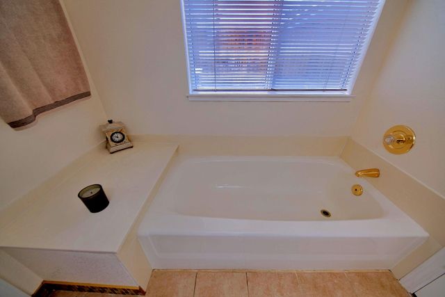 110 Loma Prieta Cir, Tracy, CA 95376