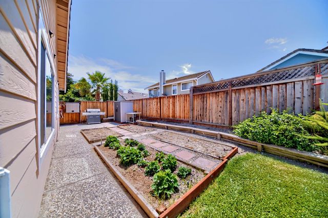 110 Loma Prieta Cir, Tracy, CA 95376