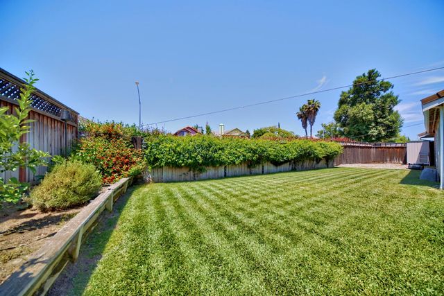 110 Loma Prieta Cir, Tracy, CA 95376