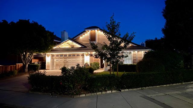 110 Loma Prieta Cir, Tracy, CA 95376