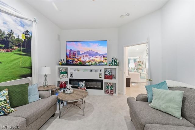 7360 Darby Avenue, Las Vegas, NV 89117