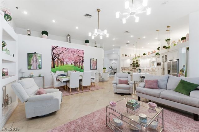 7360 Darby Avenue, Las Vegas, NV 89117