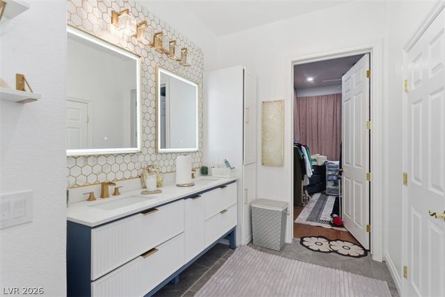 7360 Darby Avenue, Las Vegas, NV 89117