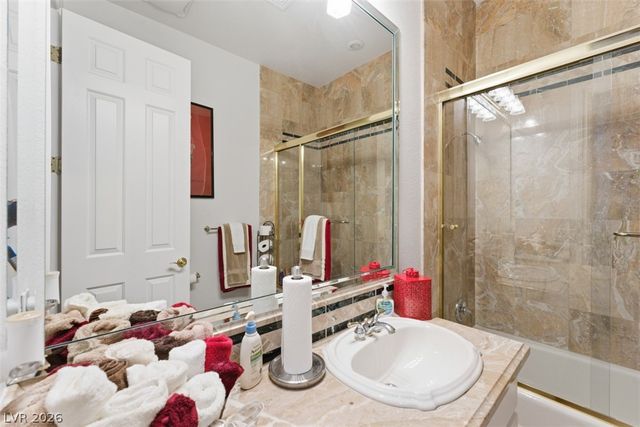 7360 Darby Avenue, Las Vegas, NV 89117