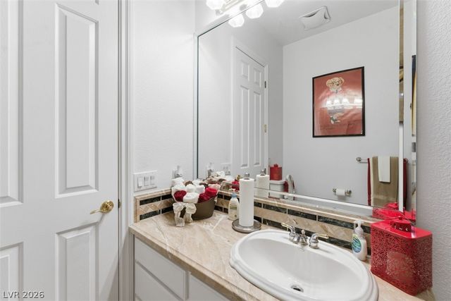 7360 Darby Avenue, Las Vegas, NV 89117