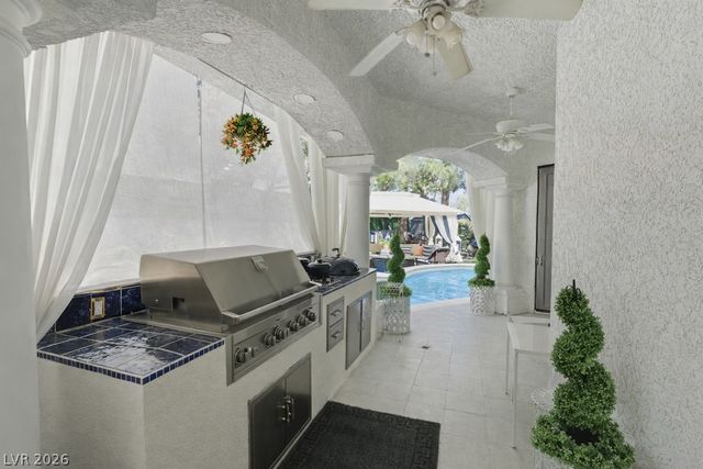 7360 Darby Avenue, Las Vegas, NV 89117