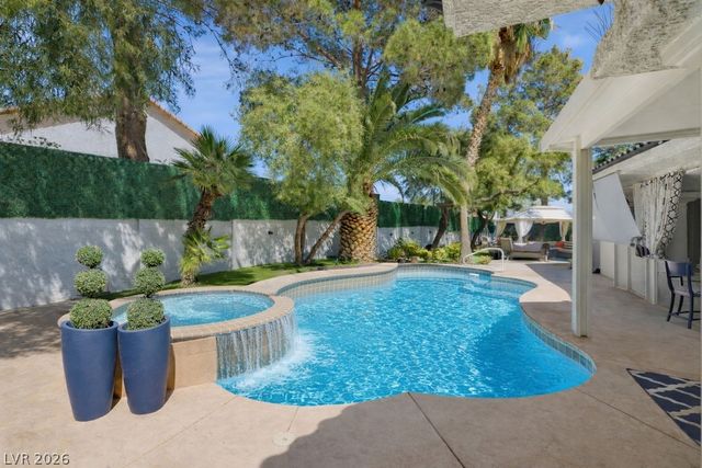 7360 Darby Avenue, Las Vegas, NV 89117