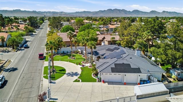 7360 Darby Avenue, Las Vegas, NV 89117