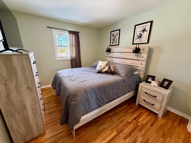 1015 3rd Street NE, Roseau, MN 56751