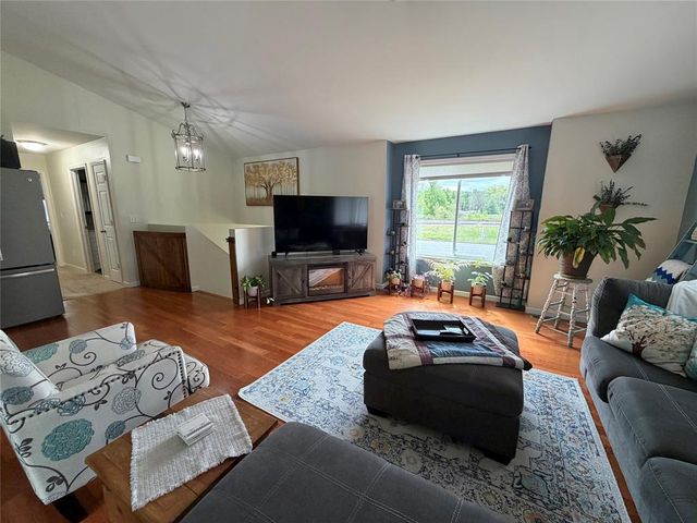 3246 Anderson Drive, Eau Claire, WI 54703