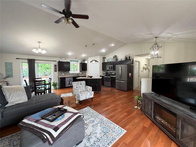 3246 Anderson Drive, Eau Claire, WI 54703
