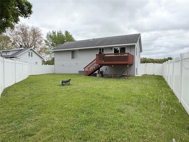 3246 Anderson Drive, Eau Claire, WI 54703