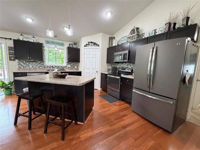 3246 Anderson Drive, Eau Claire, WI 54703