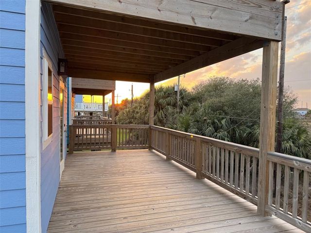 14142 Miramar Drive, Galveston, TX 77554