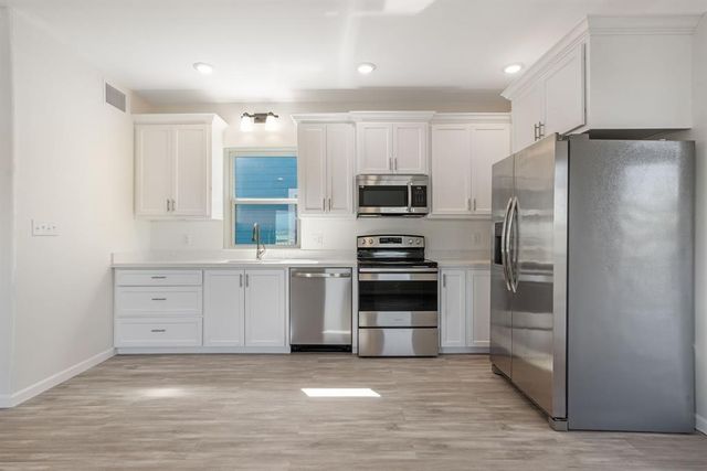 14142 Miramar Drive, Galveston, TX 77554