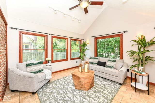 13572 Dallas Drive, Carmel, IN 46033