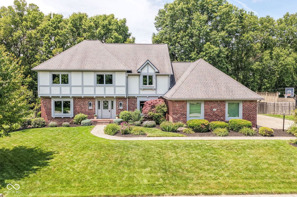 13572 Dallas Drive, Carmel, IN 46033