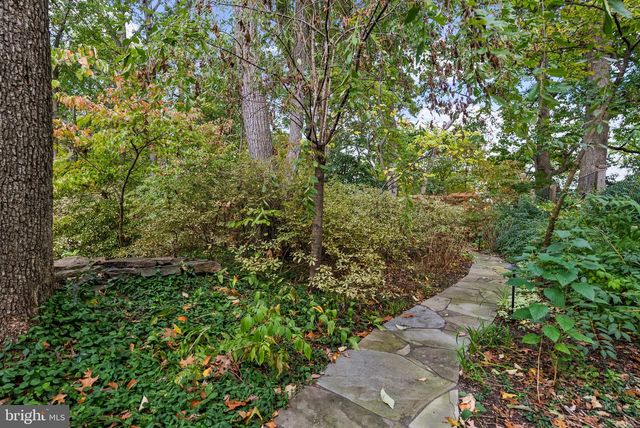 5817 JANE WAY, Alexandria, VA 22310