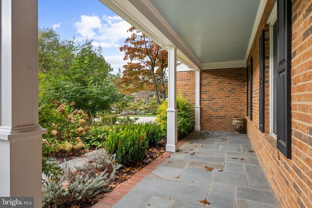 5817 JANE WAY, Alexandria, VA 22310