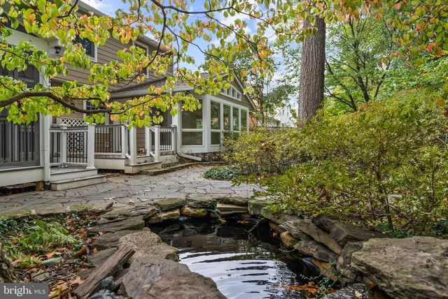 5817 JANE WAY, Alexandria, VA 22310