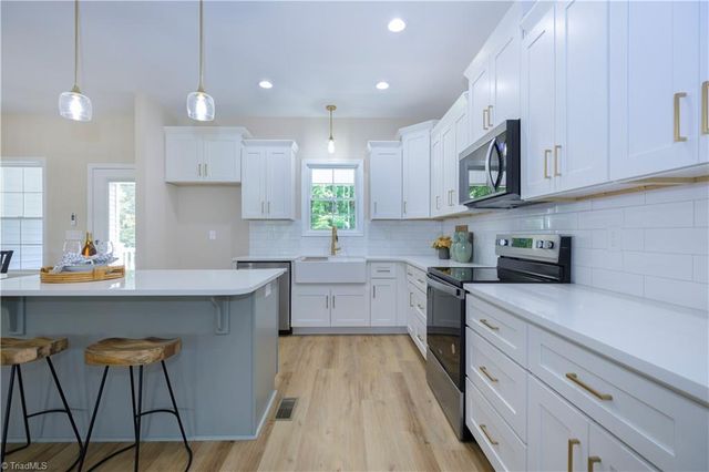 3168 Fox Glow Trail, Asheboro, NC 27205