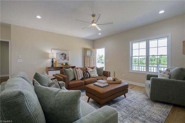 3168 Fox Glow Trail, Asheboro, NC 27205