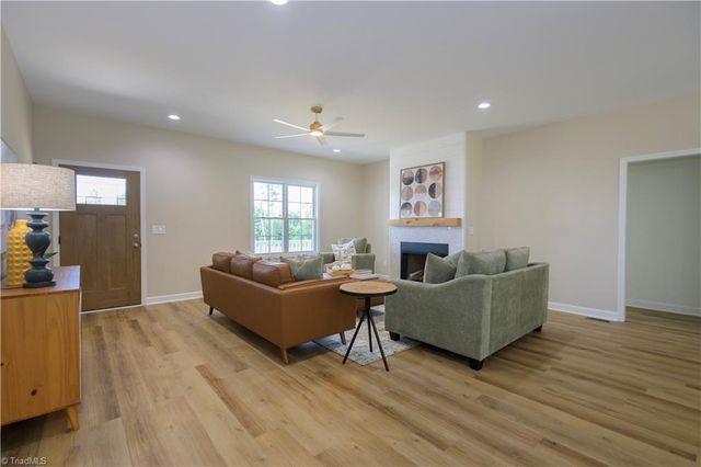 3168 Fox Glow Trail, Asheboro, NC 27205