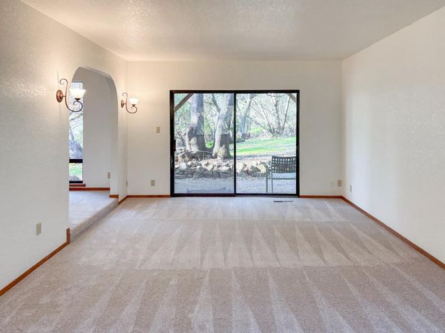 2580 Golden Fawn Trl, Shingle Springs, CA 95682