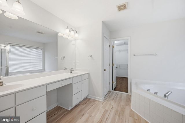 6046 SMOOTH STONE PL, Haymarket, VA 20169