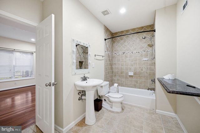 6046 SMOOTH STONE PL, Haymarket, VA 20169