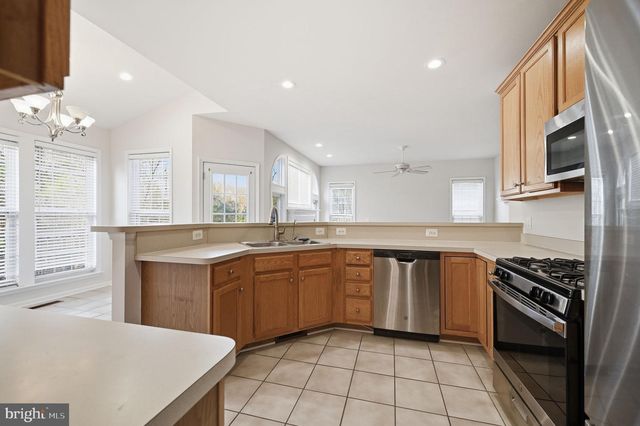 6046 SMOOTH STONE PL, Haymarket, VA 20169