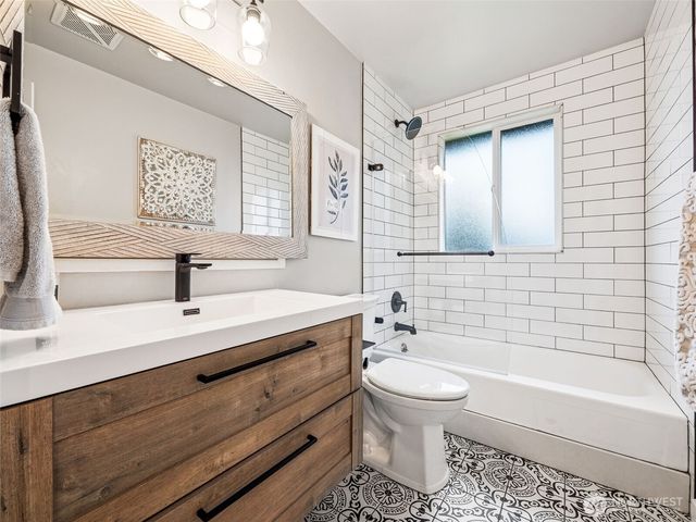 2606 N Bristol Street, Tacoma, WA 98407