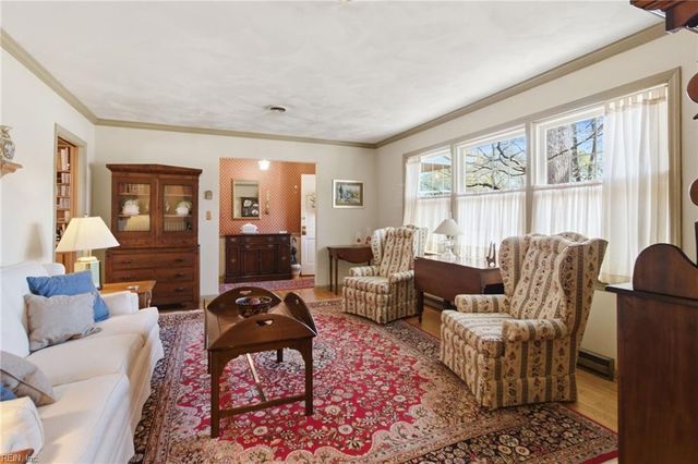 4609 Birdie CT, Virginia Beach, VA 23462