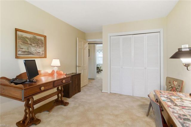 4609 Birdie CT, Virginia Beach, VA 23462