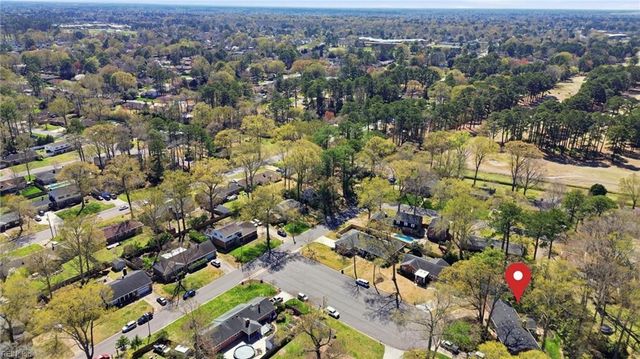 4609 Birdie CT, Virginia Beach, VA 23462