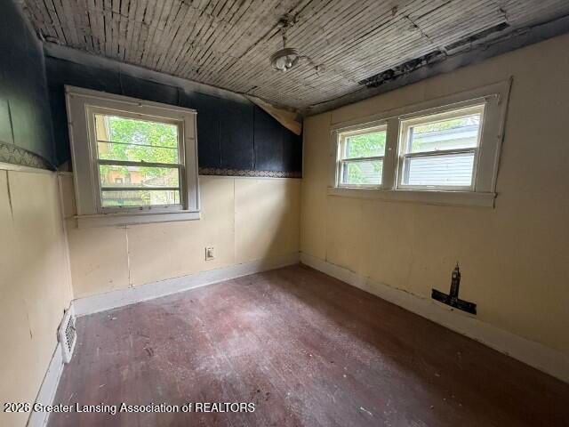 1209 W Mount Hope Avenue, Lansing, MI 48910