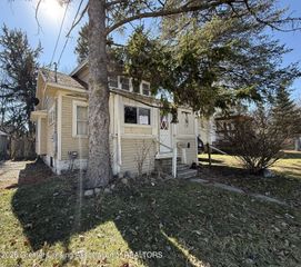 1209 W Mount Hope Avenue, Lansing, MI 48910