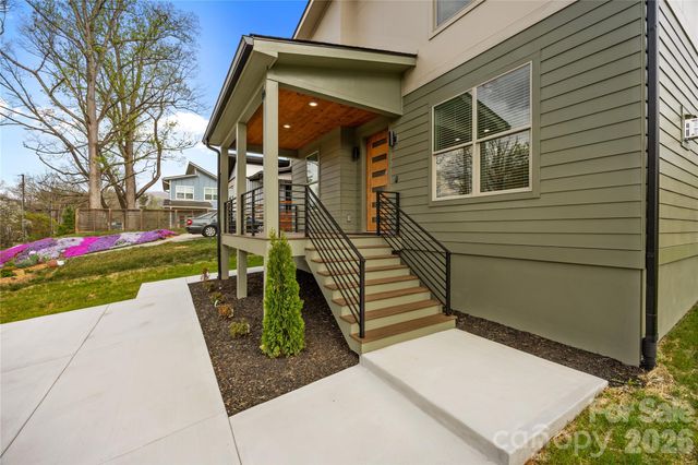 89 Oakley Road, Asheville, NC 28803