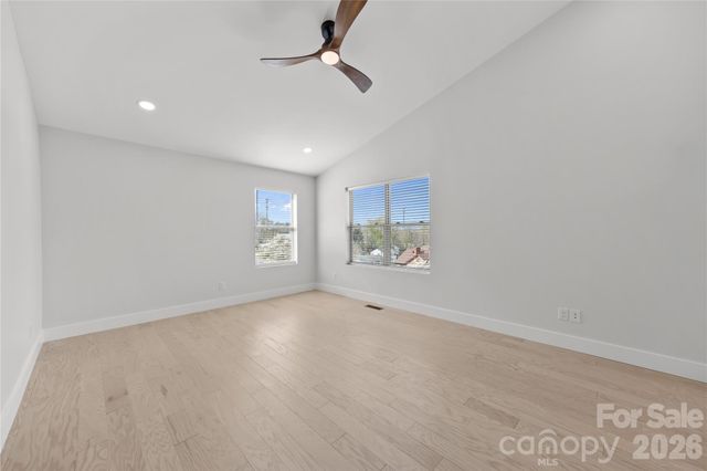 89 Oakley Road, Asheville, NC 28803